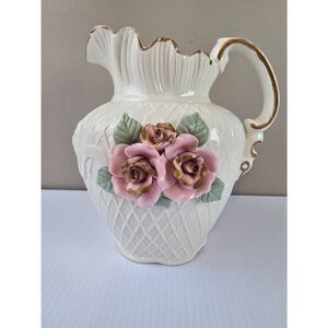 Pitcher Lattice 3D Roses Gold Trim